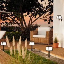 LED-sokkellampe Altilia, højde 56 cm, sort, sensor