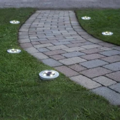 LED-solcellelampe Lawnlight, med jordspyd