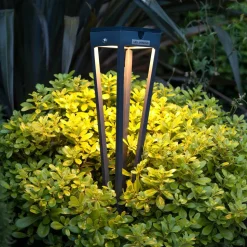 LED-solcellelampe Tinka, 52 cm høj, grå