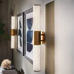 LED-væglampe til badeværelset Facet Dual, messing, 2 lyskilder, bredde 66 cm