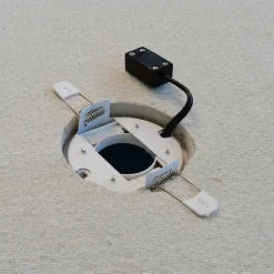 LIGHTME Aqua Plano LED indbygningslampe IP44, sort