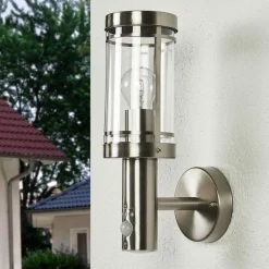 Lindby udendørs væglampe Djori, sensor, aluminiumsfarvet, E27