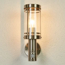 Lindby udendørs væglampe Djori, sensor, aluminiumsfarvet, E27