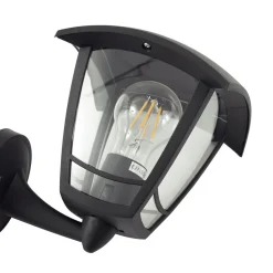 Lindby udendørs væglampe Isidoro, sort, lanterne, plast