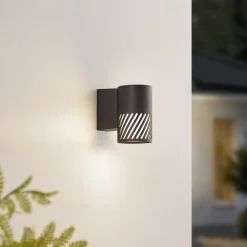 Lindby udendørs væglampe Lurinda, 1 lyskilde, sort, aluminium, Ø10cm