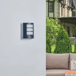 Lindby udendørs væglampe Vimal, sensor, E27, 26 cm, aluminium