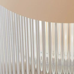 Lindby udendørs væglampe Yrene, 20 cm, beige, sensor, ripple