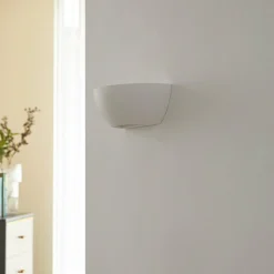 Lindby uplight væglampe Jimmy, hvid, gips, halvcirkelformet, 24 cm, E14