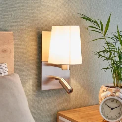 Lindby væglampe Aiden, hvid, nikkel, LED-læselampe