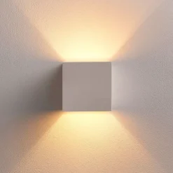 Lindby væglampe Kay, hvid, gips, 11,5 x 11,5 cm