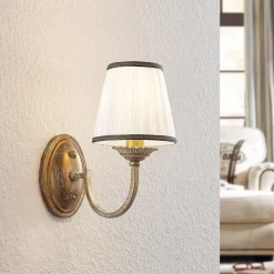 Lindby væglampe Lumiel, creme/messing, tekstil, 27 cm