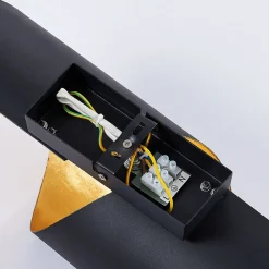 Lindby væglampe Vanni, sort/guld, metal, højde 57 cm