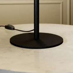 Lucande Carlea bordlampe, 2 lyskilder sort-messing