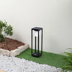 Lucande LED solcelle stibelysning Nilea, 50 cm, sort, sensor