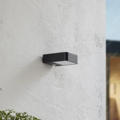 Lucande LED solcelle udendørs væglampe Dava, højde 5 cm, sensor