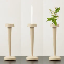 Lucande LED-batteridrevet lysestage Lea, vase, beige, 28 cm