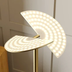 Lucande LED-gulvlampe Anniki, messing, justerbar, dæmpbar