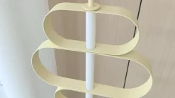 Lucande LED-gulvlampe Audrina, beige, metal, dæmpbar