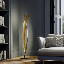 Lucande LED-gulvlampe Marija, sort, metal, højde 140 cm