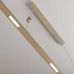 Lucande LED-hængelampe Arnik, 120 cm, nikkelfarvet, dæmpbar