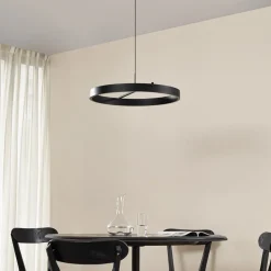 Lucande LED-hængelampe Rovan, Ø 60 cm, sort, CCT, dæmpbar