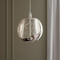 Lucande LED-pendellampe Hayley, Ø 9 cm, kromfarvet, glas