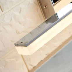 Lucande LED-væglampe til badeværelset Julie, 46 cm, krom, metal, IP44