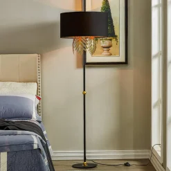 Lucande Malviras gulvlampe i stof med bladdekoration