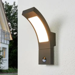 Lucande udendørs LED-væglampe Juvia, sensor, 27 cm, grå, IP54