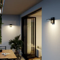 Lucande udendørs LED-væglampe Silvan, antracit, sensor, IP54