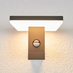 Lucande udendørs LED-væglampe Olesia, 15 cm, sensor, IP54