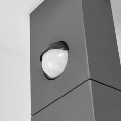 Lucande udendørs LED-væglampe Olesia, 15 cm, sensor, IP54