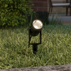 Lucande udendørs spotlampe Galina, sæt med 4, jordspyd, stik