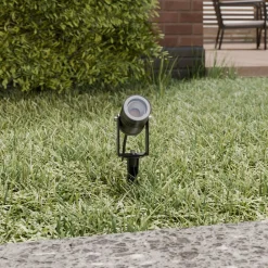 Lucande udendørs spotlampe Galina, sæt med 4, jordspyd, stik