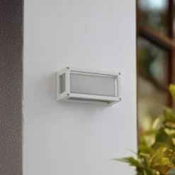 Lucande udendørs væglampe Aurelien, hvid, glas, 12,5 cm, IP54