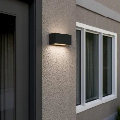 Lucande udendørs væglampe Bente, antracit, bredde 25 cm, IP54