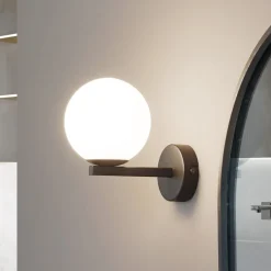 Lucande væglampe Bidolo, sort, glas, Ø 12 cm, IP44