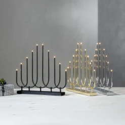 Lysestage Novum, 10 lyskilder, messingfarvet, metal, E5