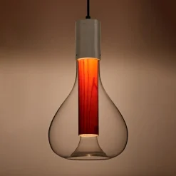 LZF Eris LED-pendellampe, glas, aluminium/kirsebær