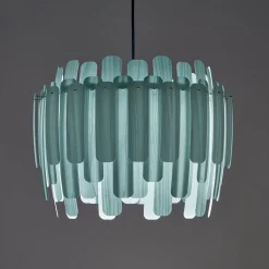 LZF Maruja pendellampe i træ, blå