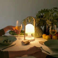 MARSET FollowMe LED-bordlampe, hvid eg, højde 29 cm