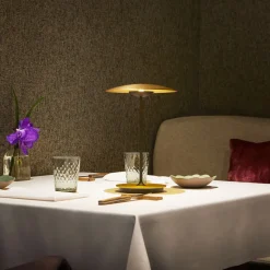 MARSET LED-bordlampe Ginger, aluminium, messing, dæmpbar.