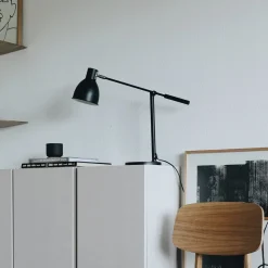 MAULfinja bordlampe, sort, metal, justerbar