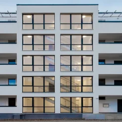 Megaman Renzo+ LED-væglampe CCT Multilumen sensor