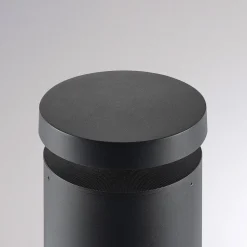 Molto Luce LED-sokkellampe Mona, Ø 18 cm, aluminium, højde 85 cm