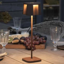 Nice LED-dekorationslampe, USB-ladeport, rust