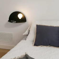 Nit væglampe til natbordet