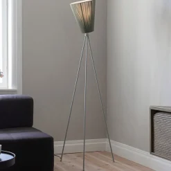 Northern Oslo Wood gulvlampe, lysegrå/olivengrøn