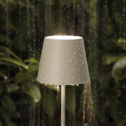 Nuindie LED genopladelig bordlampe, USB-C, beige, IP54, dæmpbar