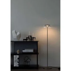 Nuura LED-gulvlampe Blossi, højde 120 cm, guldfarvet/klar